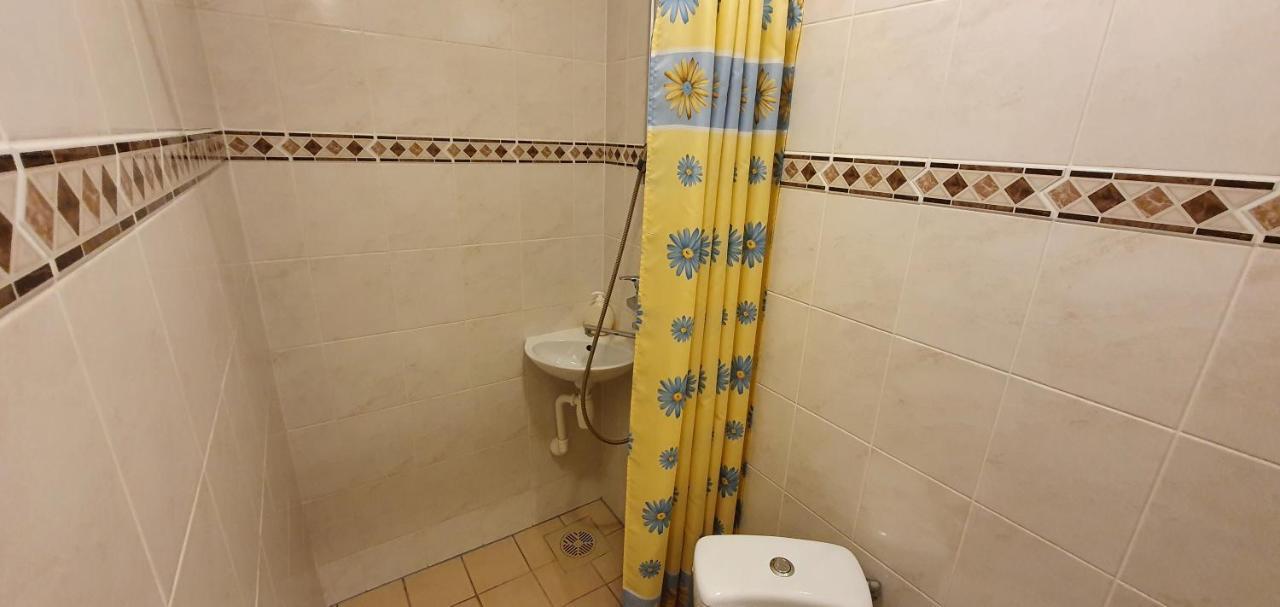 Kure Guesthouse Rahinge Екстер'єр фото