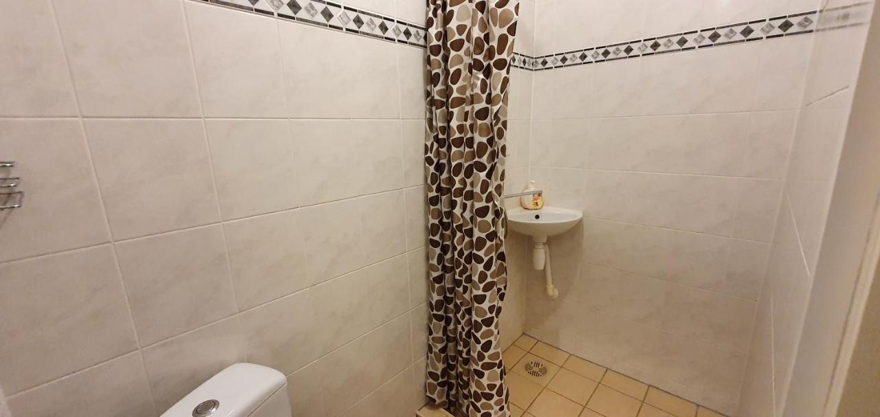 Kure Guesthouse Rahinge Екстер'єр фото