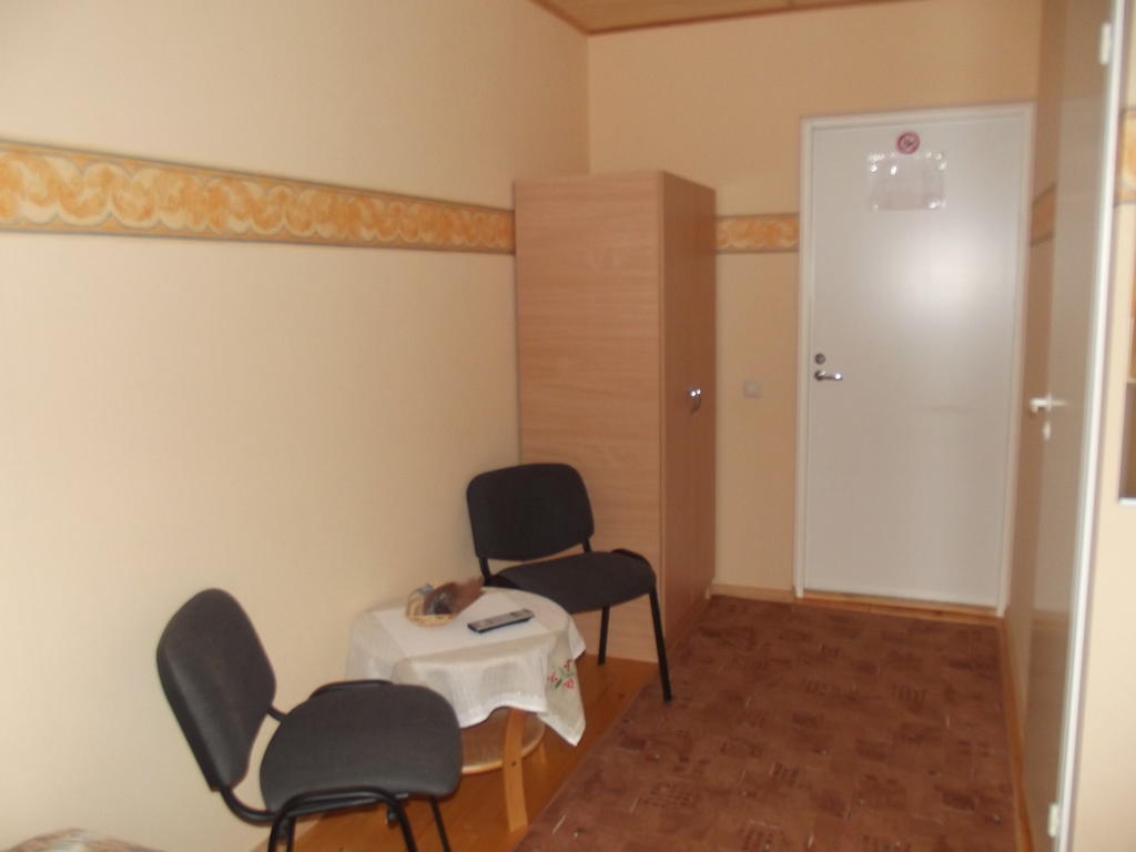Kure Guesthouse Rahinge Номер фото