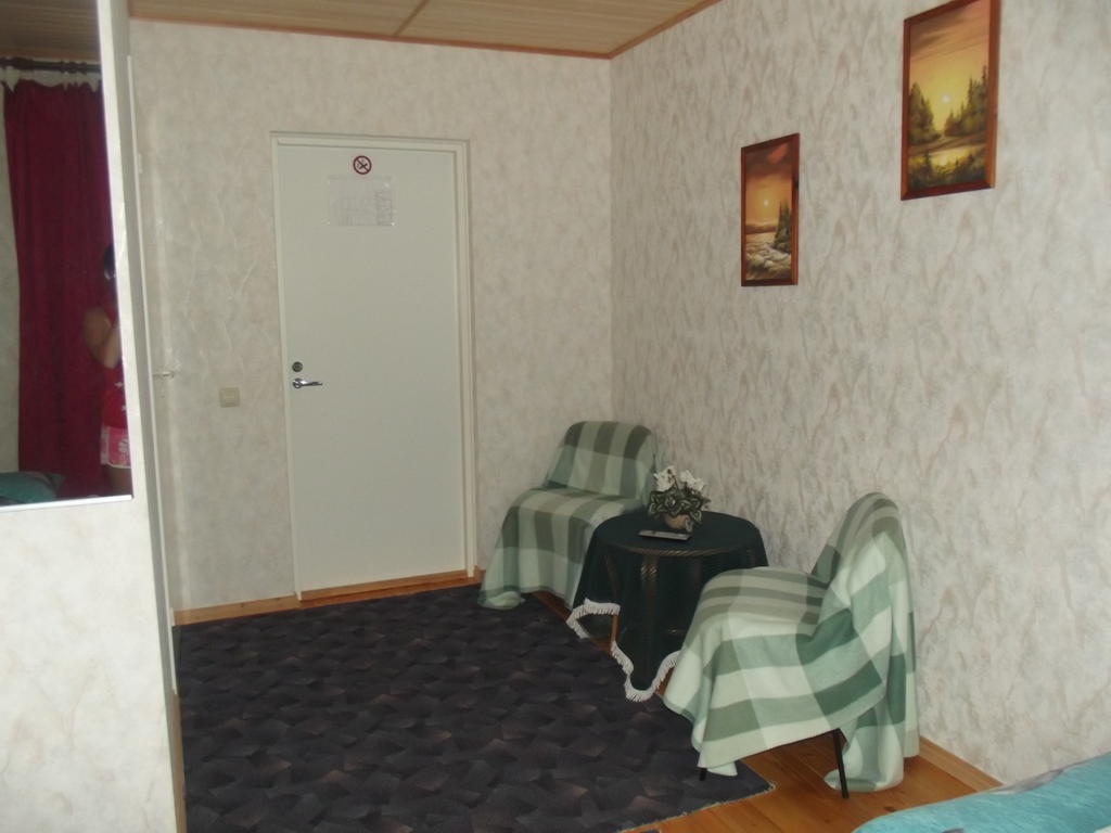 Kure Guesthouse Rahinge Номер фото