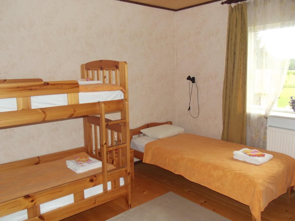 Kure Guesthouse Rahinge Номер фото