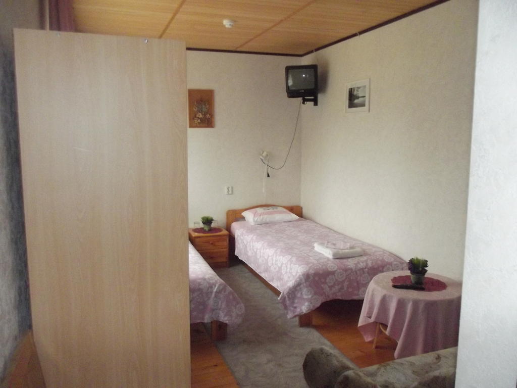 Kure Guesthouse Rahinge Екстер'єр фото